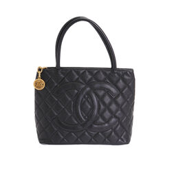 Chanel Chanel Medallion Sac à Main Noir Pièce de luxe authentique d’occasion